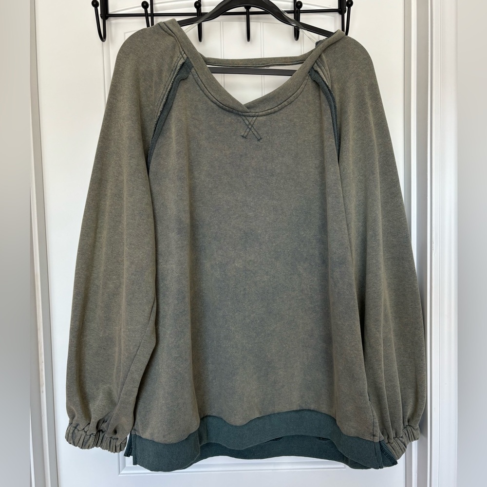 Oversized acid wash cross back vintage pullover